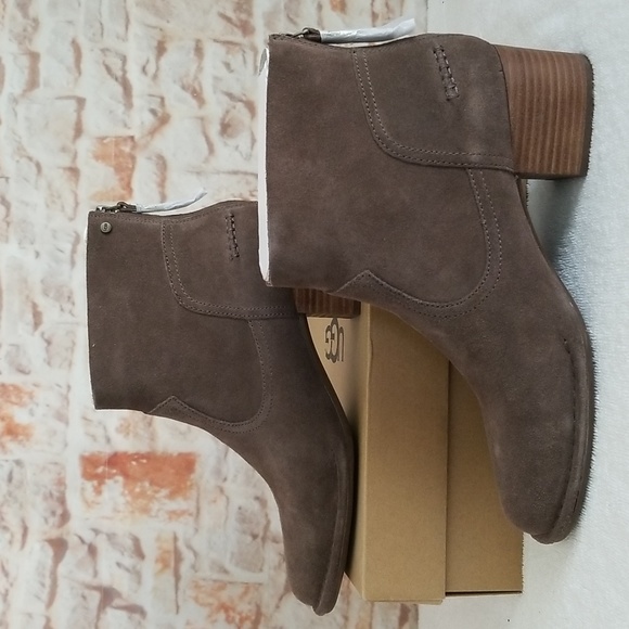 New UGG Bandara Ankle Bootie - Picture 4 of 10